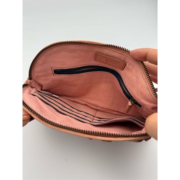 Hobo Womens Dusty Rose Woven Leather Wristlet Clutch Handbag